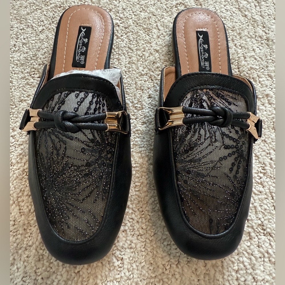 Elegant Black‎ Loafers with Gold Accents and Sequins women’s size 35 or 5 to 5.5